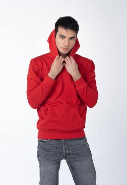 Красное мужское худи